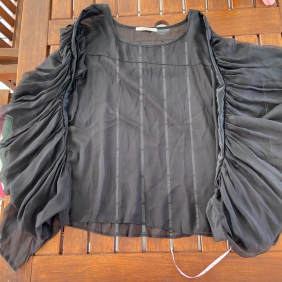 Sheer Polyester One Size Flowing Top with Gathered Seam Sleeves EUC - Picture 6 of 13